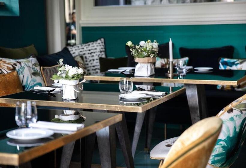 Aquapetra Resort & Spa