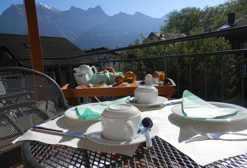 Garni Hotel Torkelbündte