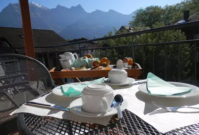 Garni Hotel Torkelbündte