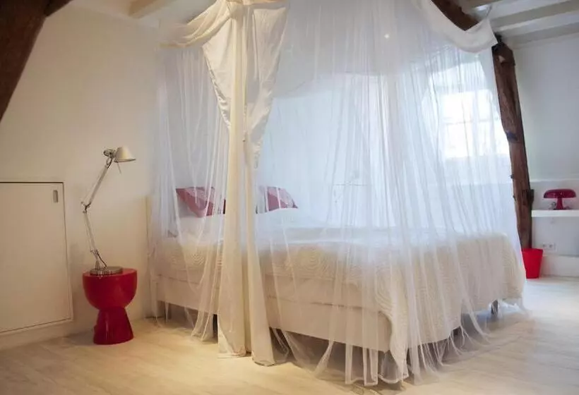 فندق Bed En Brood   Veere