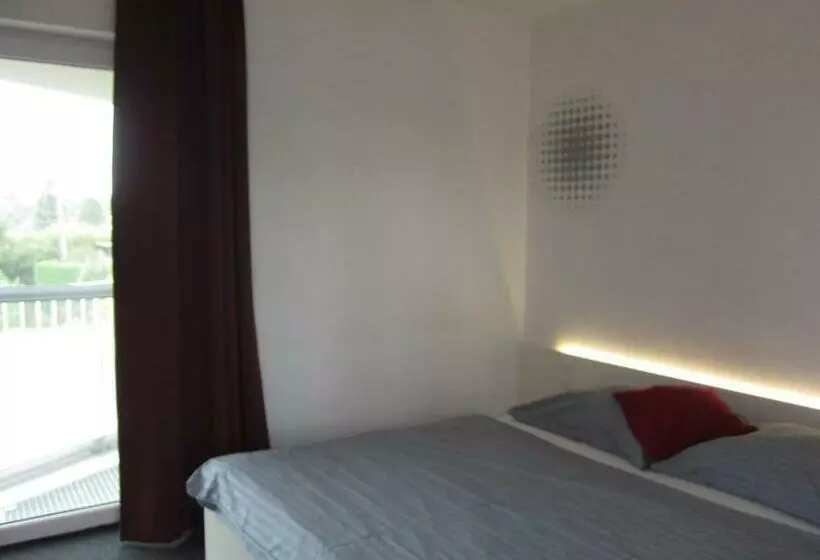 Hotel Caldor   24h Self Check In