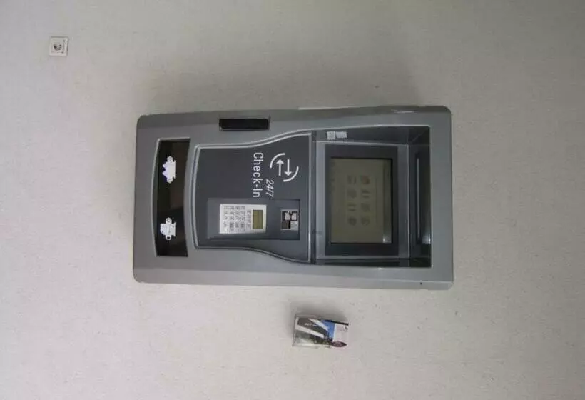 Hotel Caldor   24h Self Check In