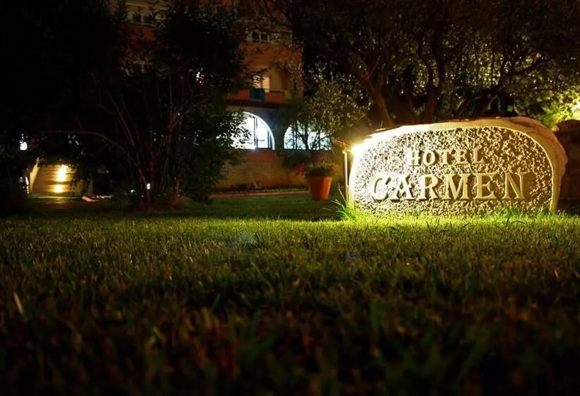 酒店 Carmen