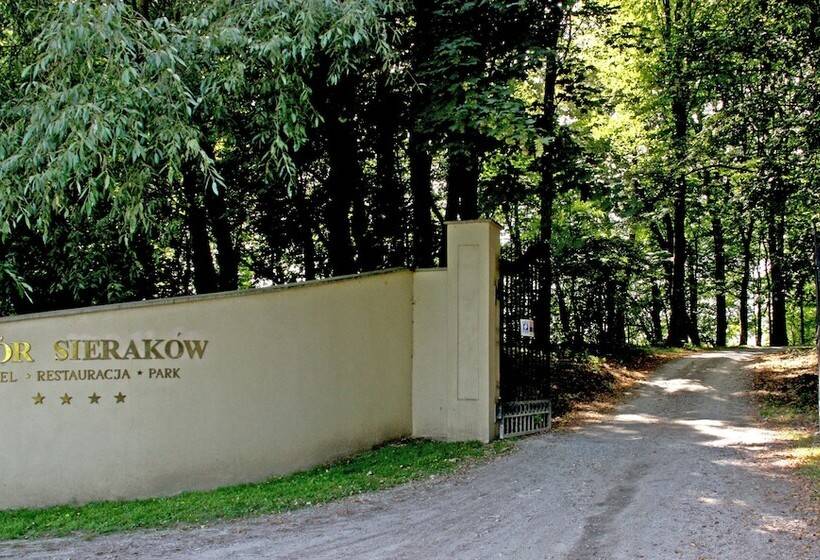 Szálloda Dwor Sierakow