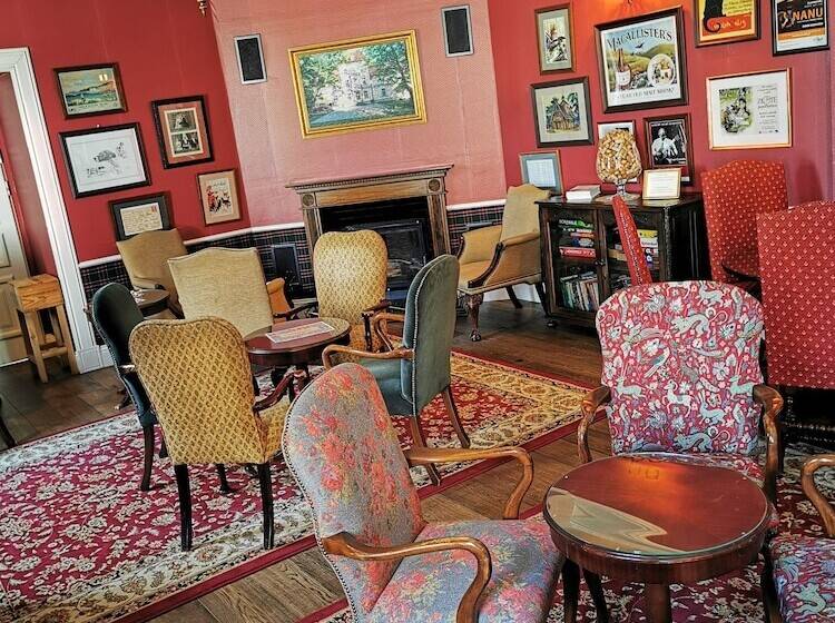 Szálloda Dwor Sierakow