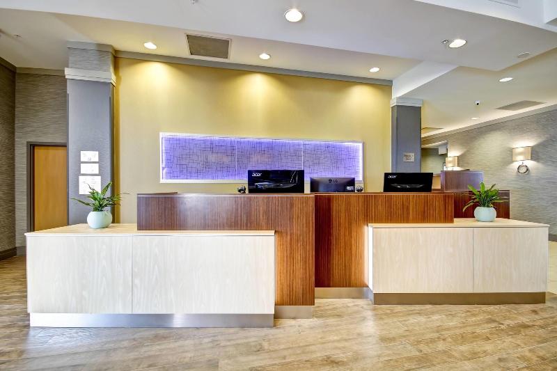 فندق Fairfield Inn & Suites By Marriott Guelph