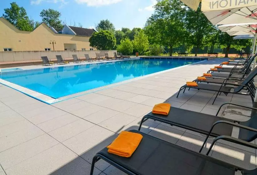 هتل Galant Lednice