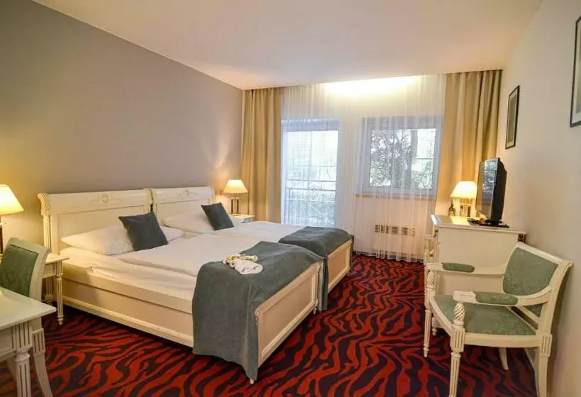 هتل Galant Lednice