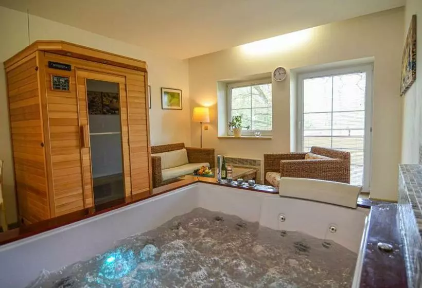 هتل Galant Lednice