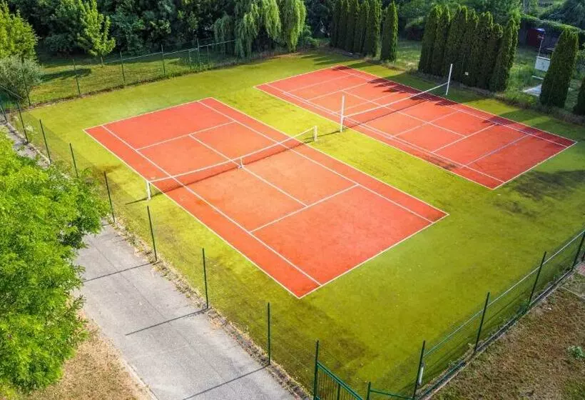 هتل Galant Lednice