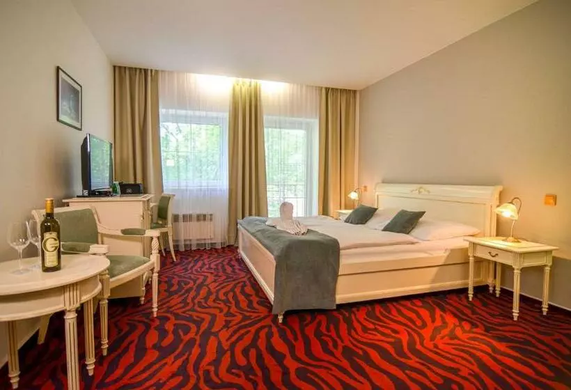 هتل Galant Lednice