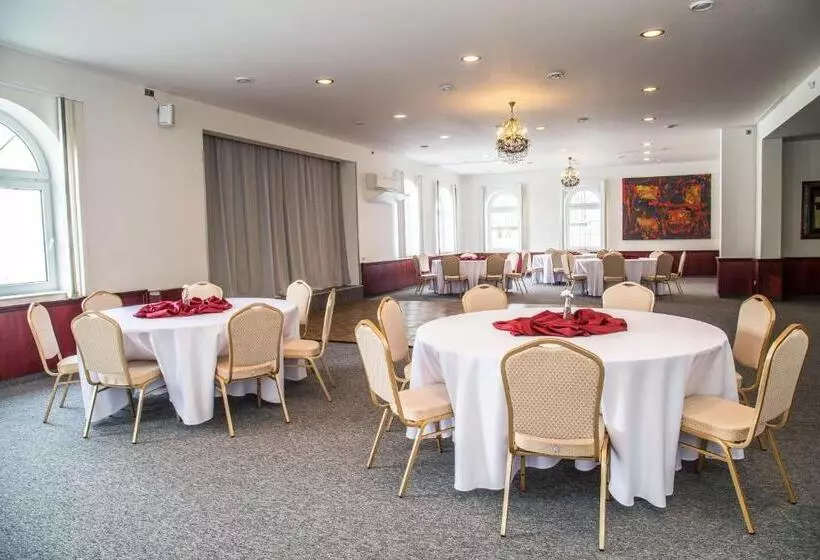 هتل Galant Lednice