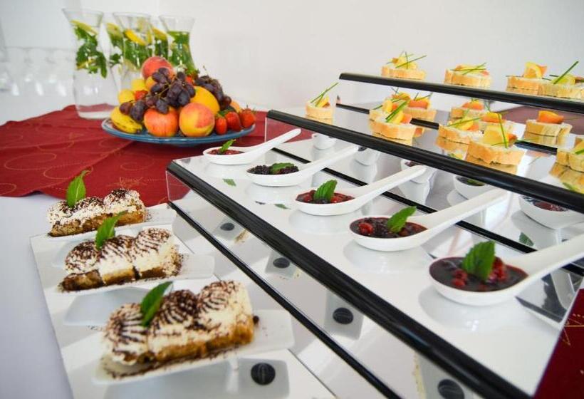 Отель Galant Lednice