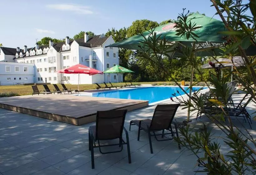 هتل Galant Lednice