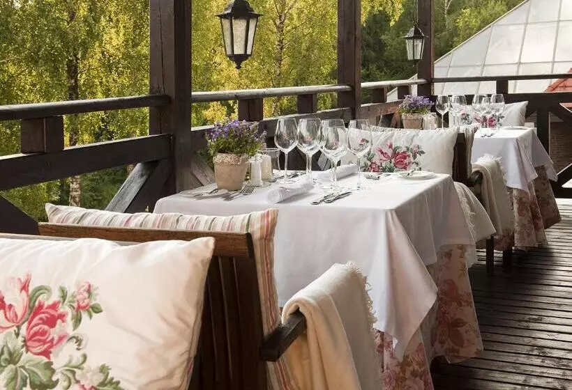 Отель Spa Dr Irena Eris Wzgorza Dylewskie