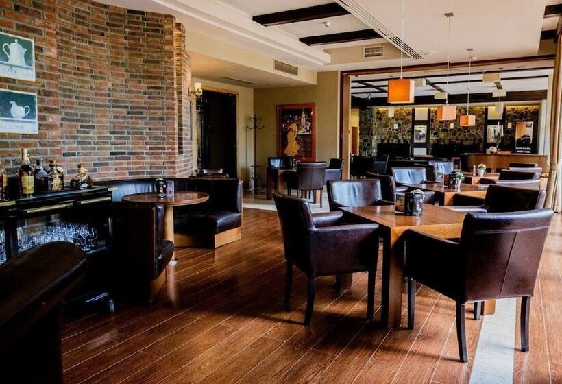 Отель Spa Dr Irena Eris Wzgorza Dylewskie