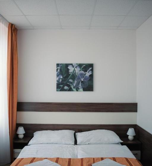 ホテル Sport Relax Centrum Bors Club