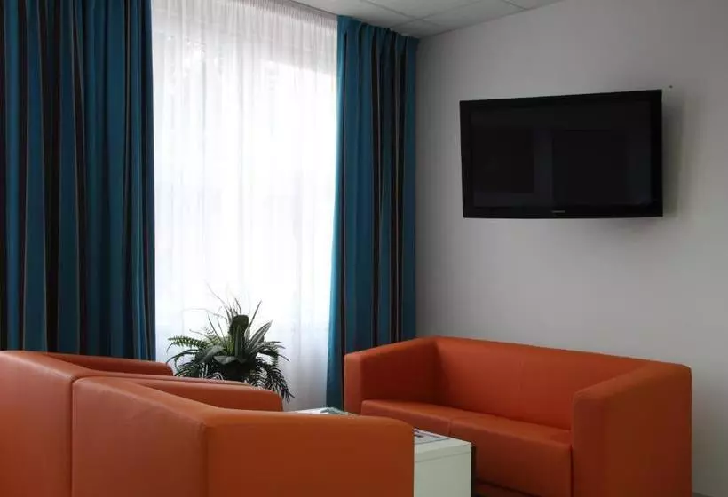 Отель Sport Relax Centrum Bors Club