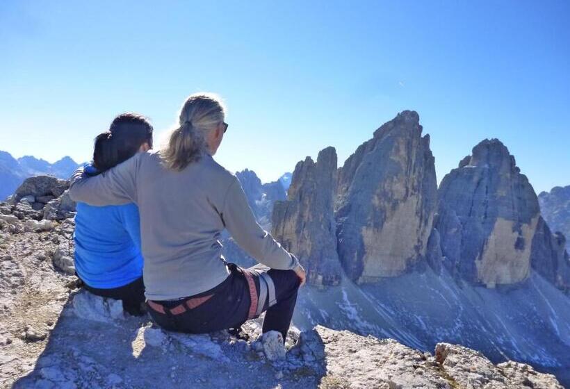 Отель Weisses Lamm