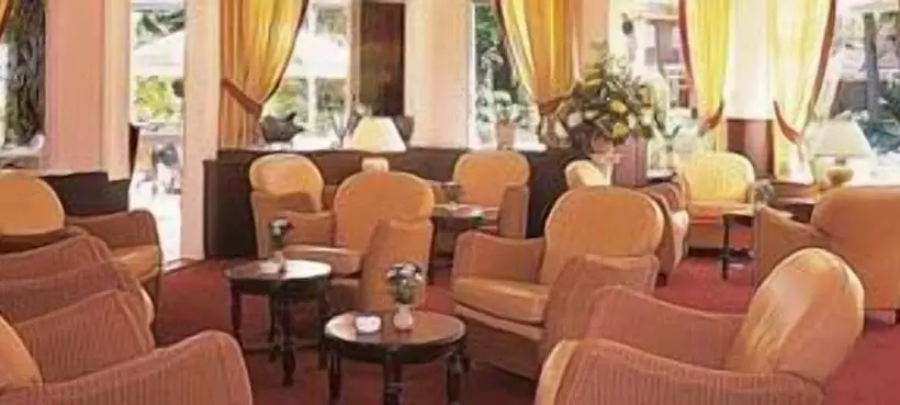 ペンション Cloud No9 Guesthouse