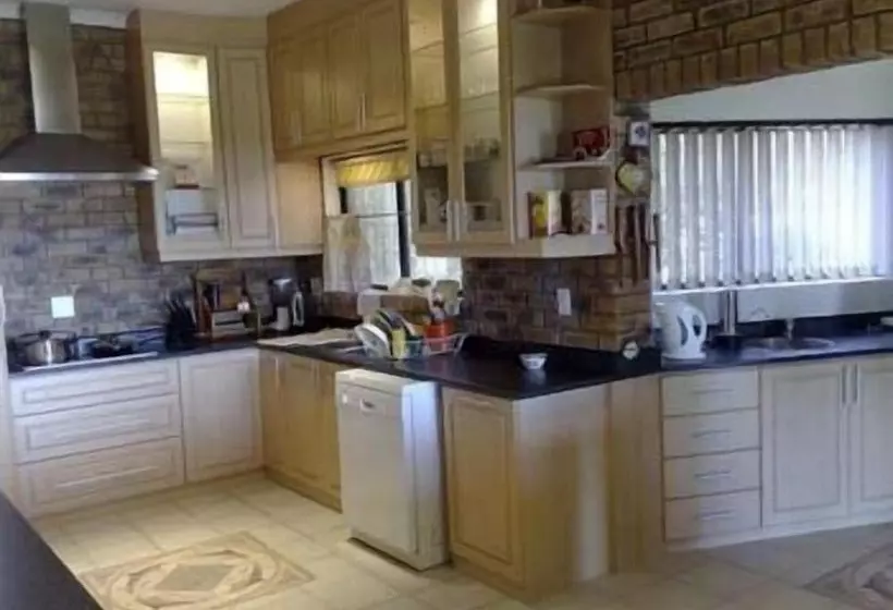 ペンション Cloud No9 Guesthouse