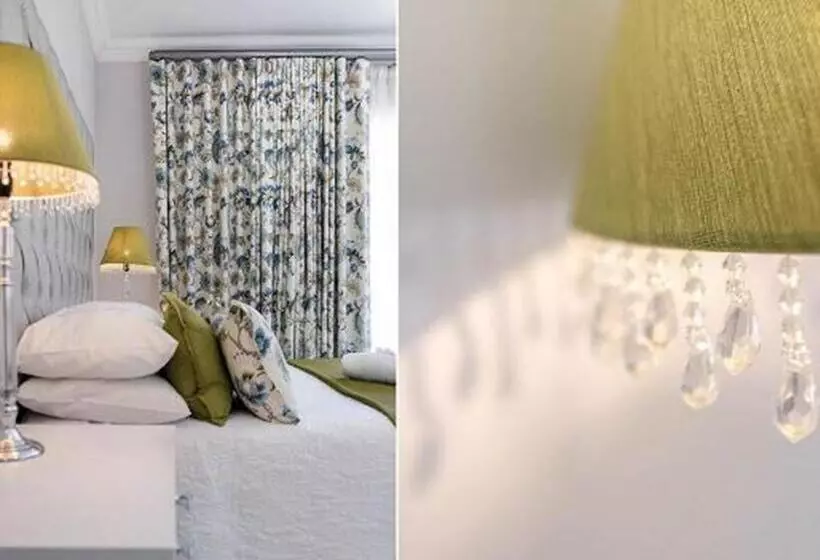 פנסיון Hilltop Guesthouse