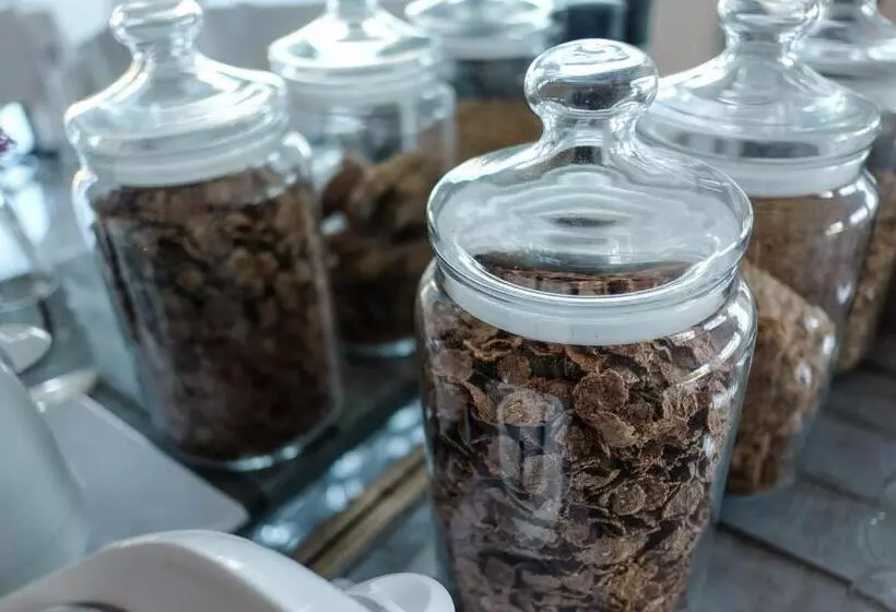 פנסיון Hilltop Guesthouse