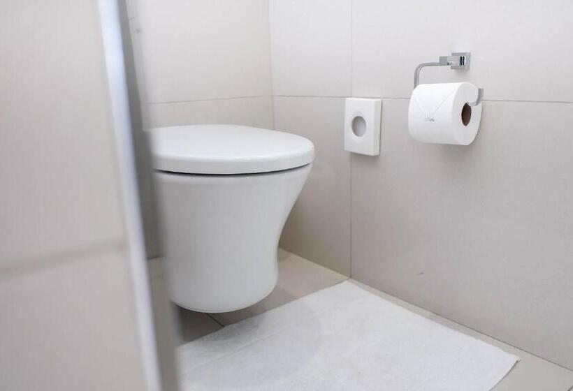 بنسيون Hilltop Guesthouse