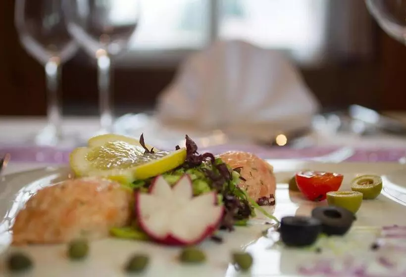 ペンション Rössli Tufertschwil