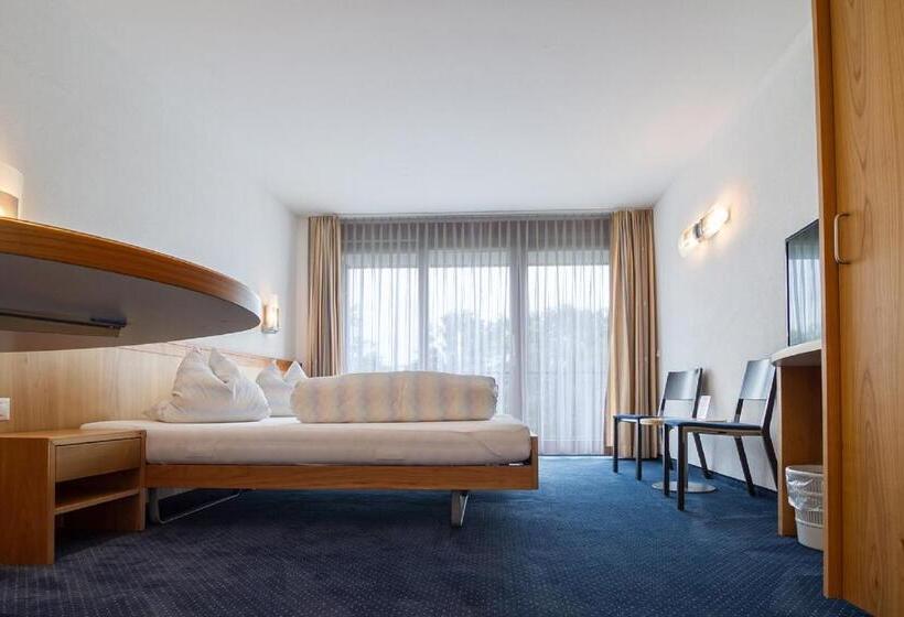 ペンション Rössli Tufertschwil