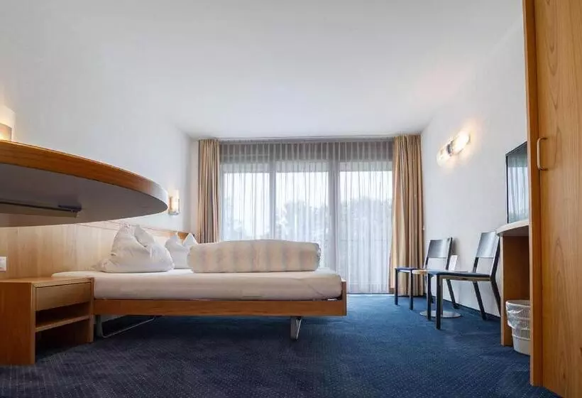 ペンション Rössli Tufertschwil