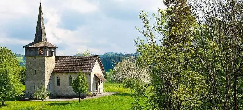 ペンション Rössli Tufertschwil