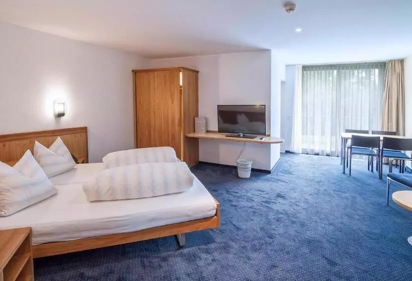 ペンション Rössli Tufertschwil