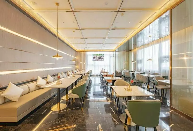 Atour Hotel Kunshan Baoyu Plaza North Changjiang Road