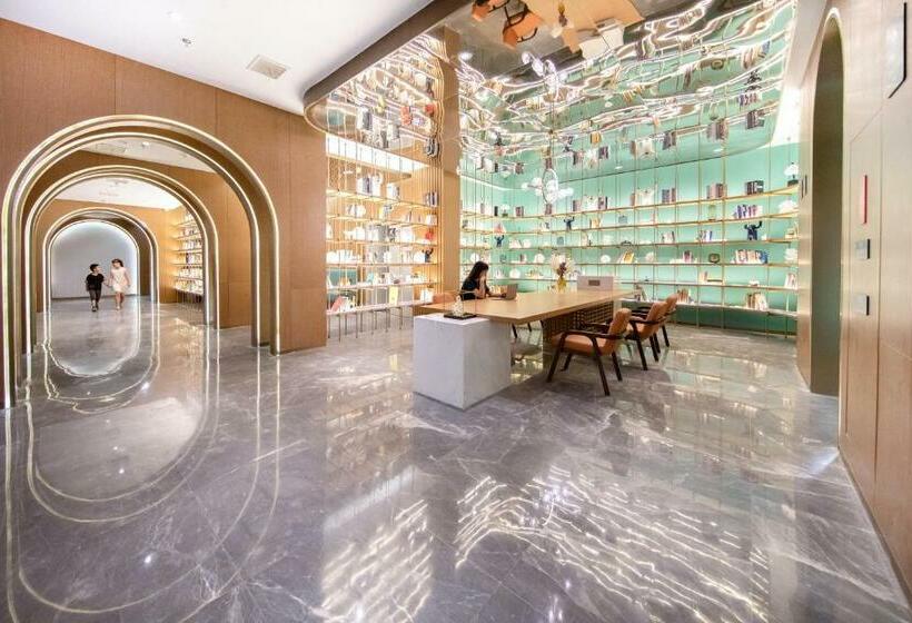 Hotel Atour Wuhan Yellow Crane Tower