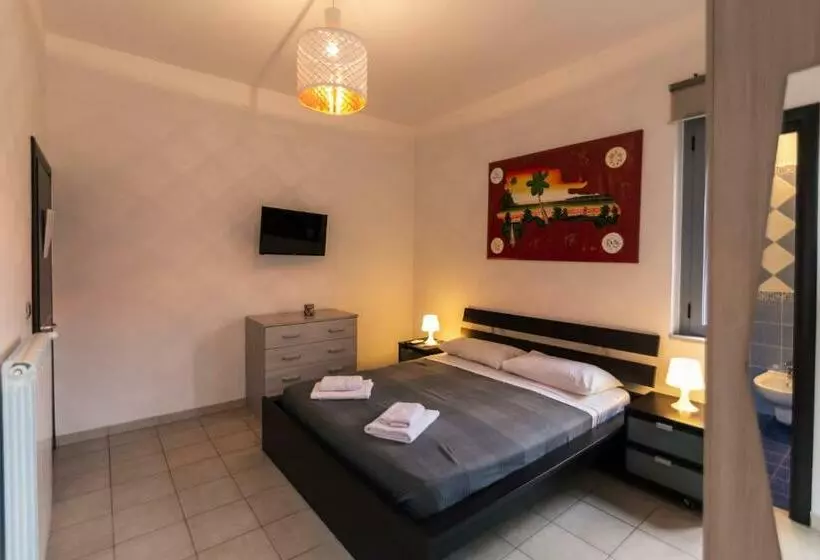 B&b Dell Infopoint La Via Silente