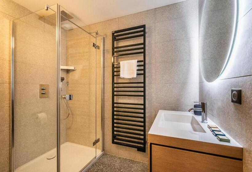 Chalet Cipolin Morzine   By Emerald Stay