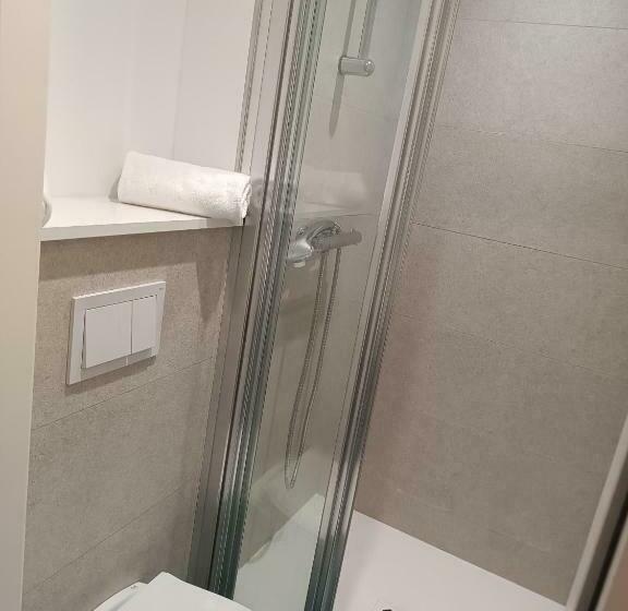 בית מלון כפרי Kyriad Direct Moulins Sud Yzeure