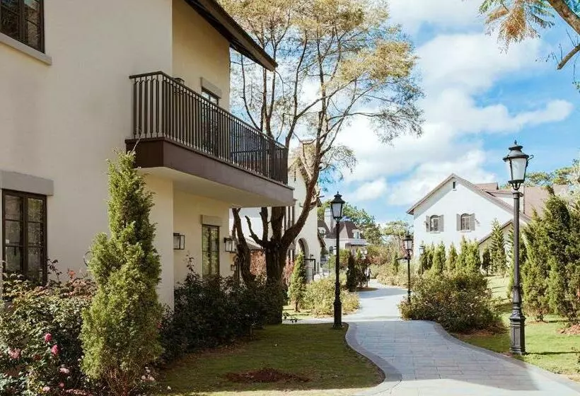 هتل Mercure Dalat Resort