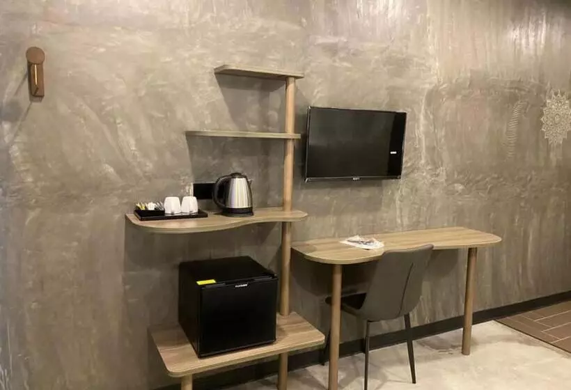 Sri Indar Hotel & Suites