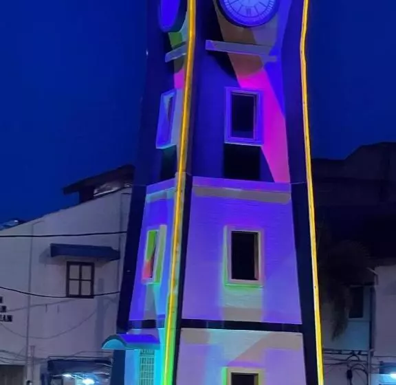 Sri Indar Hotel & Suites