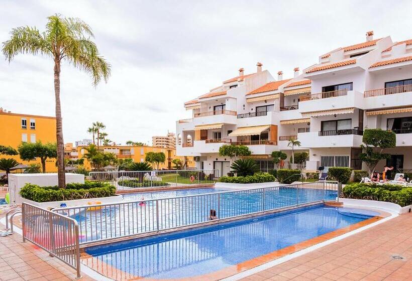 Live Los Cristianos Garden And Pool