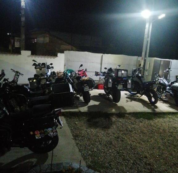 بنسيون La Zinculescu