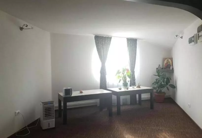 Majatalo La Zinculescu