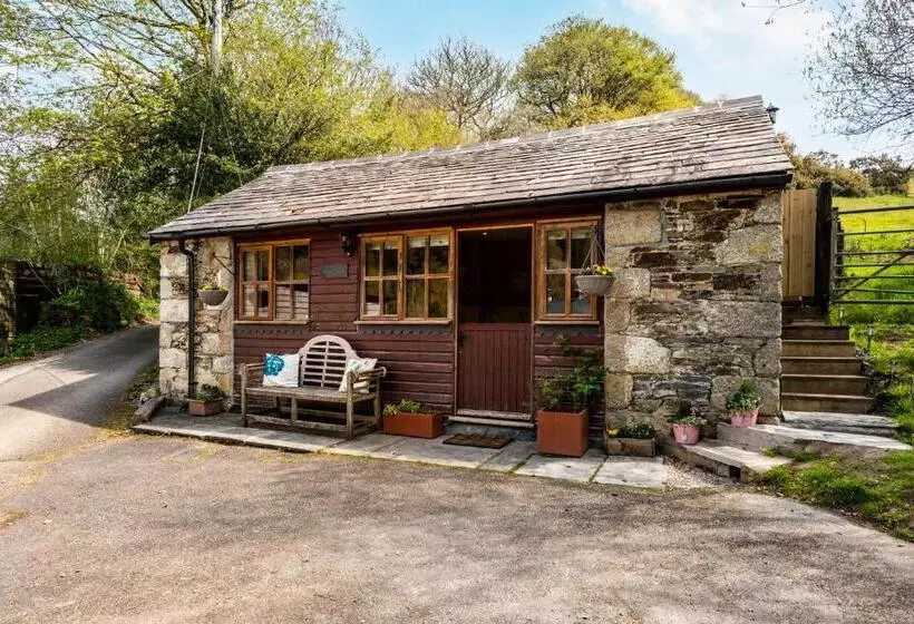 Romantic, Secluded Cottage In Cardinham Woods, Cornwall