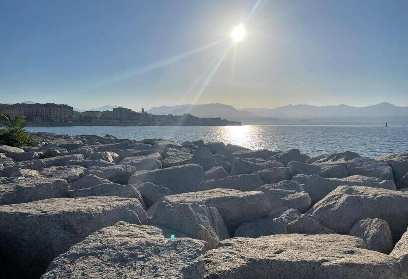 Ajaccio : Appartement Centre Historique