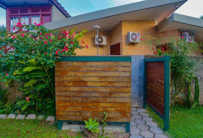 Casa Pé Na Areia Piscina, 4 Suítes Com Ar E Serviço De Cozinheira E Limpeza