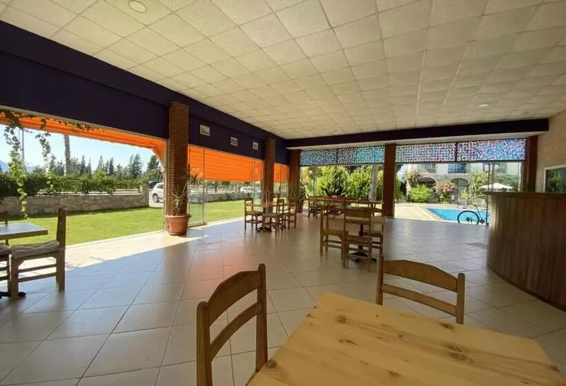Hotel Burç
