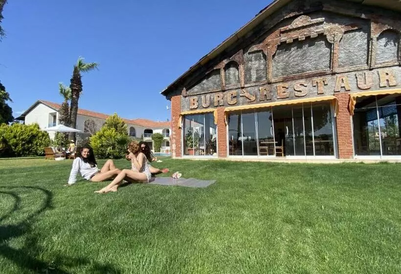 Hotel Burç