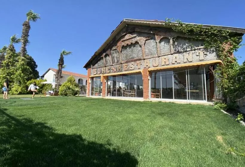 Hotel Burç
